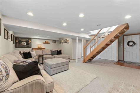 109 Shadeland Drive Brighton Township PA 15009