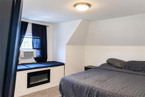 7213 Race Street Homewood Brushton PA 15208