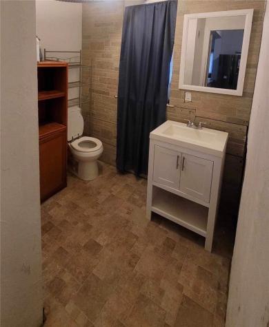 7213 Race Street Homewood Brushton PA 15208