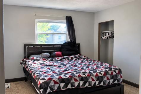 7213 Race Street Homewood Brushton PA 15208