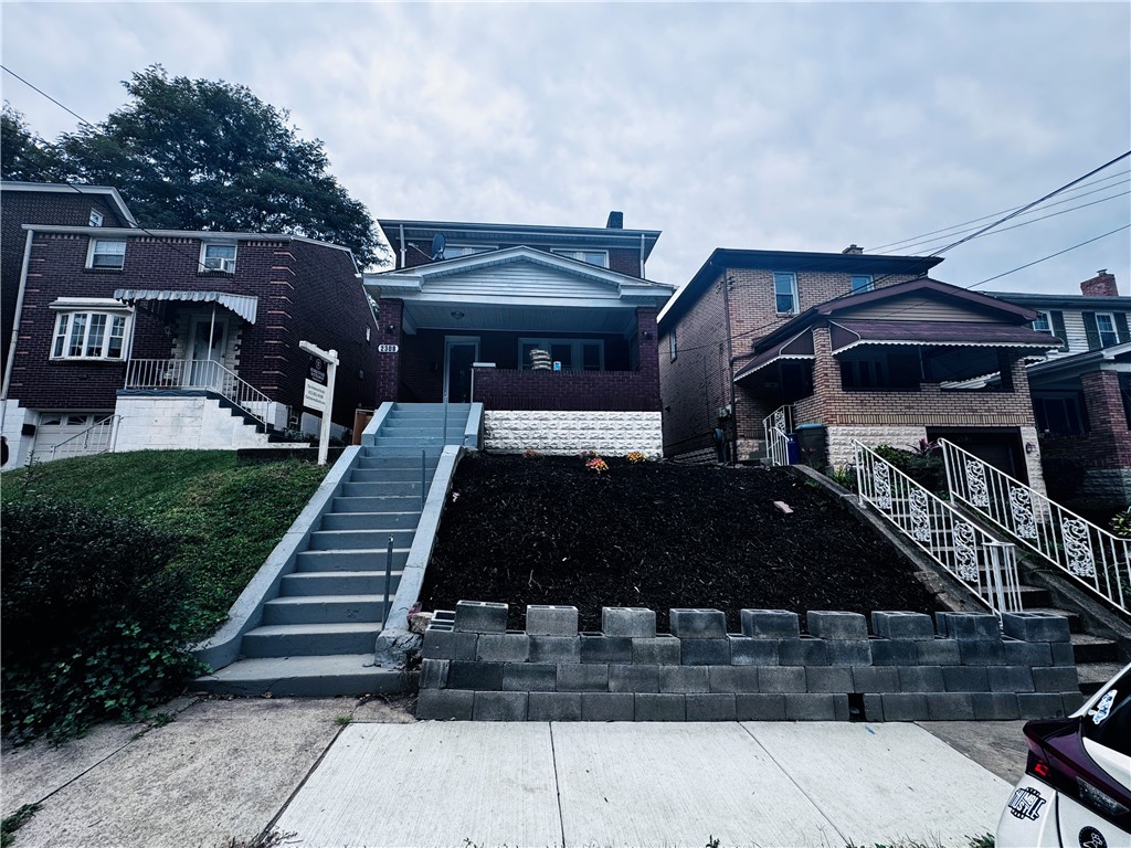 2308 Starkamp Street Brookline PA 15226