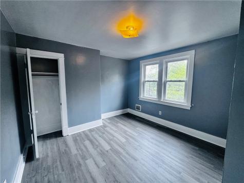 2308 Starkamp Street Brookline PA 15226
