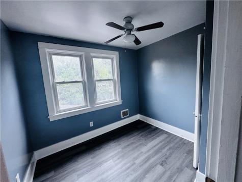 2308 Starkamp Street Brookline PA 15226