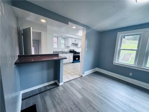 2308 Starkamp Street Brookline PA 15226