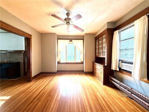 17 S Johnson Road Houston PA 15342
