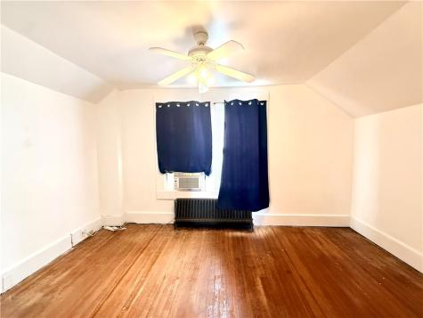 17 S Johnson Road Houston PA 15342