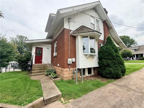 17 S Johnson Road Houston PA 15342