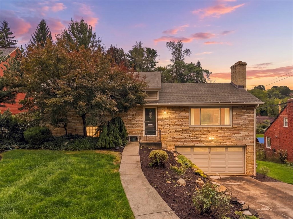 421 Kurt Drive Mt Lebanon PA 15243