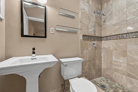 421 Kurt Drive Mt Lebanon PA 15243
