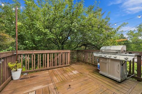 421 Kurt Drive Mt Lebanon PA 15243