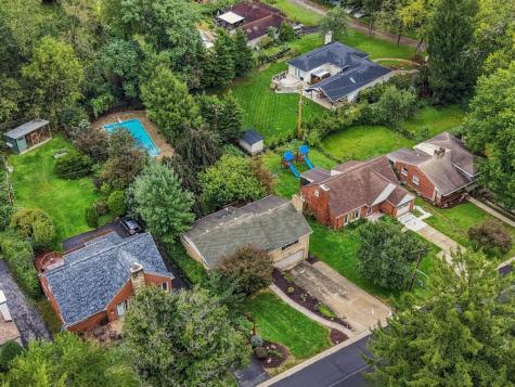 421 Kurt Drive Mt Lebanon PA 15243