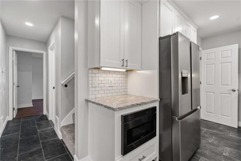 3298 Harvard Street Lower Burrell PA 15068