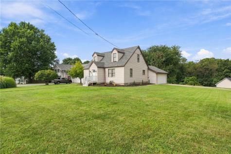3298 Harvard Street Lower Burrell PA 15068