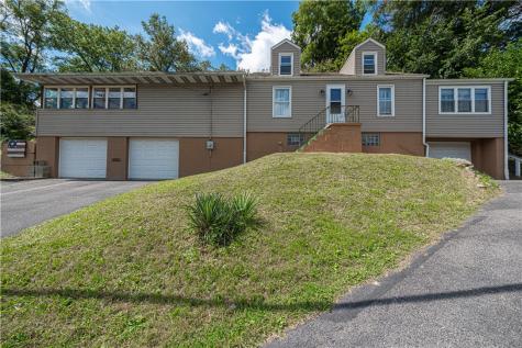 7300 Hutchinson Forward Township PA 15037