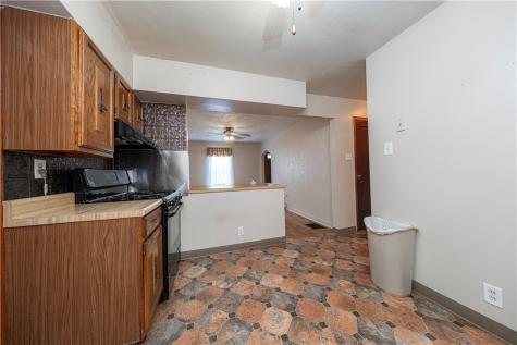 7300 Hutchinson Forward Township PA 15037