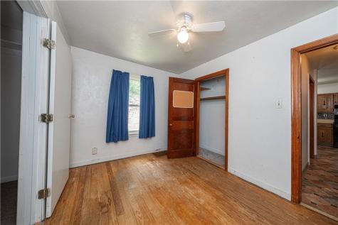 7300 Hutchinson Forward Township PA 15037