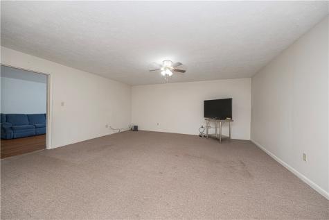 7300 Hutchinson Forward Township PA 15037