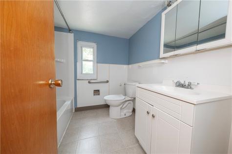 7300 Hutchinson Forward Township PA 15037
