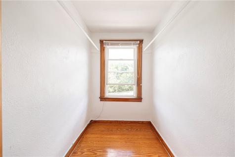 7300 Hutchinson Forward Township PA 15037