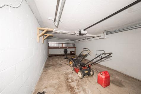 7300 Hutchinson Forward Township PA 15037