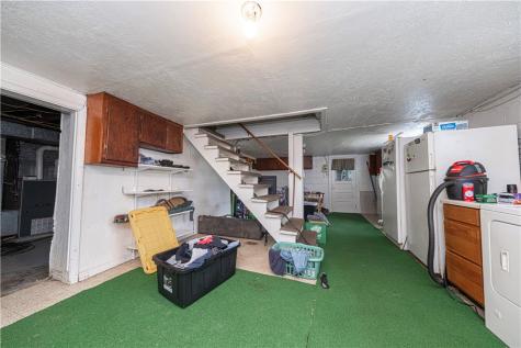 7300 Hutchinson Forward Township PA 15037