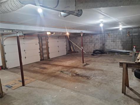 7300 Hutchinson Forward Township PA 15037