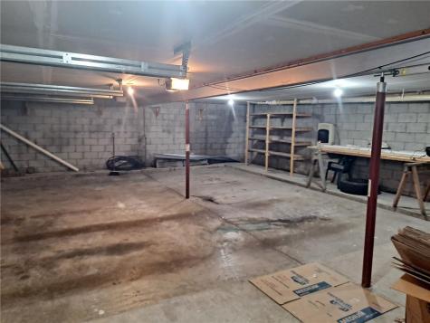 7300 Hutchinson Forward Township PA 15037