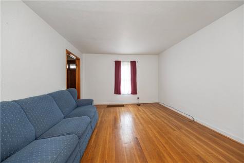 7300 Hutchinson Forward Township PA 15037