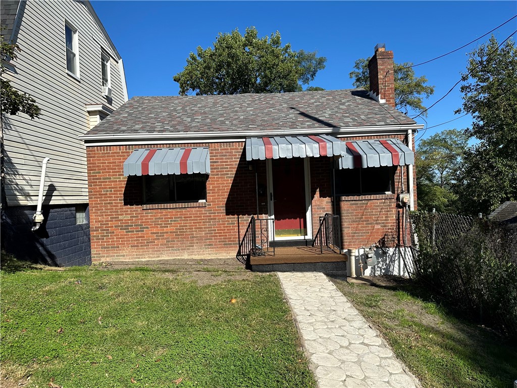 104 Brightwood Avenue West View PA 15229
