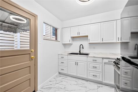 104 Brightwood Avenue West View PA 15229