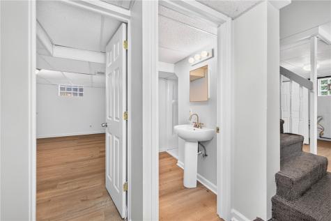 104 Brightwood Avenue West View PA 15229