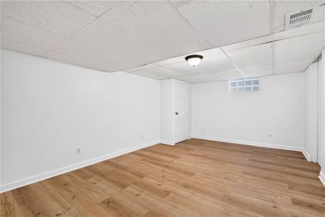 104 Brightwood Avenue West View PA 15229