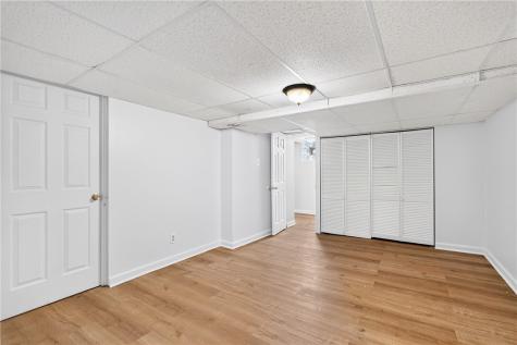 104 Brightwood Avenue West View PA 15229