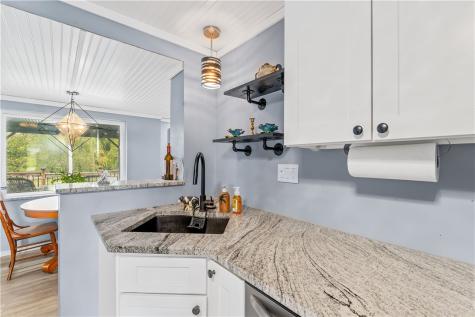 1752 S Eighty Eight Road Greensboro PA 15338