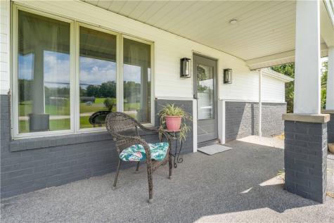 1752 S Eighty Eight Road Greensboro PA 15338