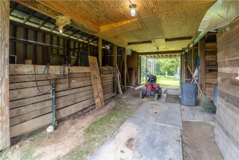 1752 S Eighty Eight Road Greensboro PA 15338