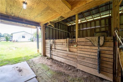 1752 S Eighty Eight Road Greensboro PA 15338