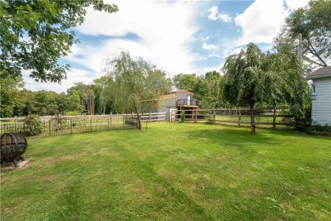 1752 S Eighty Eight Road Greensboro PA 15338