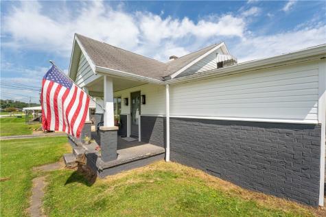 1752 S Eighty Eight Road Greensboro PA 15338