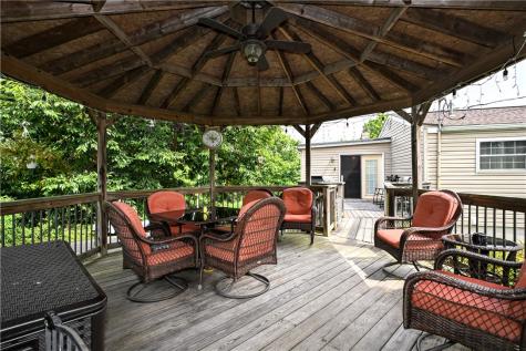 4649 Jefferson Avenue Hopewell PA 15312