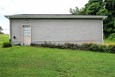 4649 Jefferson Avenue Hopewell PA 15312