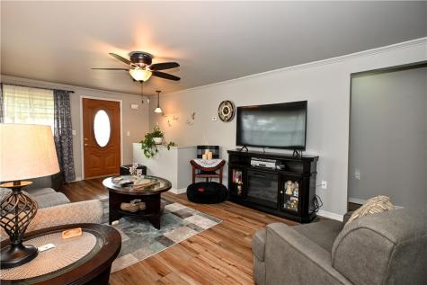 4649 Jefferson Avenue Hopewell PA 15312
