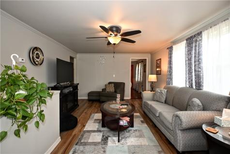 4649 Jefferson Avenue Hopewell PA 15312