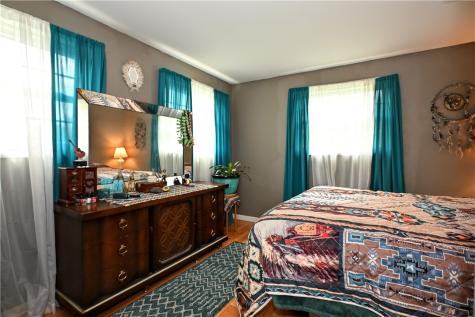 4649 Jefferson Avenue Hopewell PA 15312