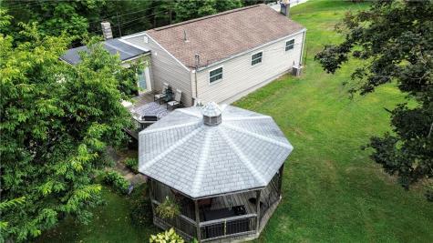 4649 Jefferson Avenue Hopewell PA 15312