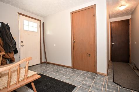 4649 Jefferson Avenue Hopewell PA 15312