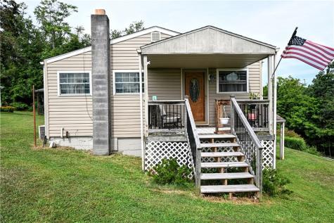 4649 Jefferson Avenue Hopewell PA 15312