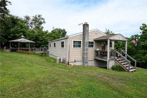 4649 Jefferson Avenue Hopewell PA 15312