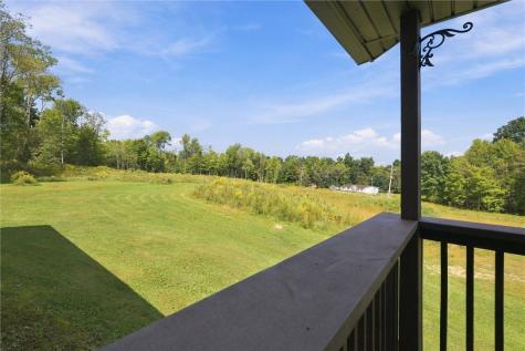 144 Oak Grove Lane Mercer Township PA 16038