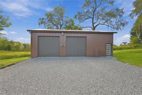 144 Oak Grove Lane Mercer Township PA 16038